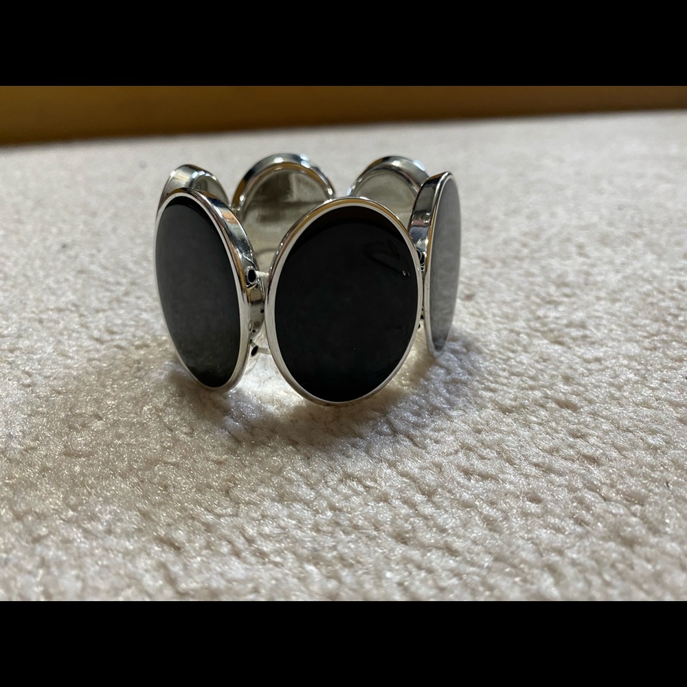 BLACK & SILVER BRACELET